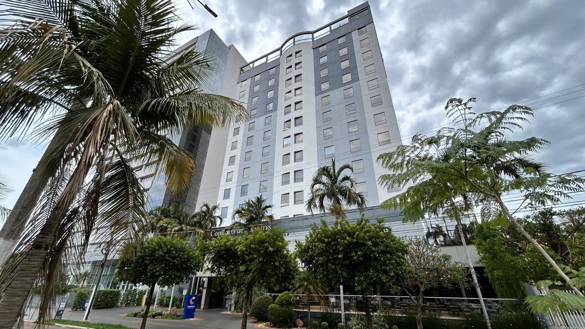 Comfort Hotel&Suítes Rondonópolis Exterior foto